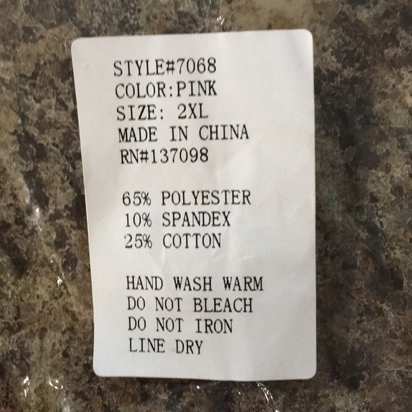 New Pink and Black Lace Corset With G-String Panty - Picture 12 of 13